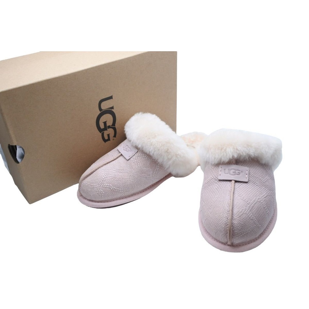 新品未使用 UGG アグ サンダル UGG Scuffette II スネーククォーツ