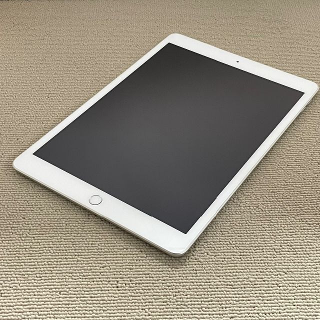 部品取り専用 ジャンク品 iPad 第7世代 32GB スマホ/家電/カメラのPC/タブレット(タブレット)の商品写真