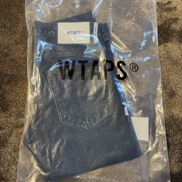 W)taps(ダブルタップス)のWtaps 22AW BLUES SKINNY TROUSERS インディゴ S メンズのパンツ(デニム/ジーンズ)の商品写真