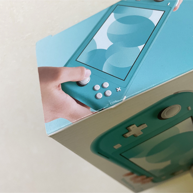 任天堂(ニンテンドウ)の【garuda様専用】Nintendo Switch  Lite ターコイズ エンタメ/ホビーのゲームソフト/ゲーム機本体(家庭用ゲーム機本体)の商品写真