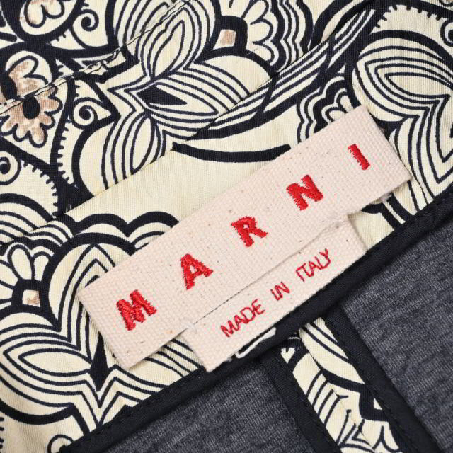 Marni(マルニ)のMARNI プリント ボンディング ダブル ジャケット レディースのジャケット/アウター(テーラードジャケット)の商品写真