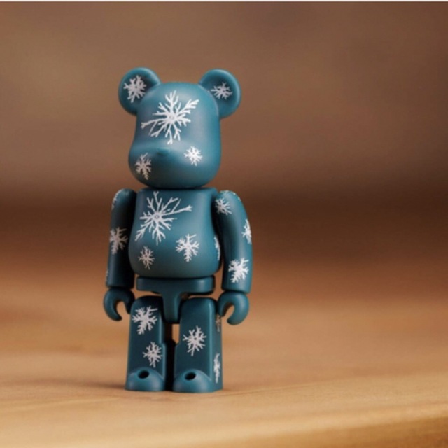 BE@RBRICK(ベアブリック)の【限定 レア】北海道 白い恋人 ベアブリックBE@RBRICK 雪の結晶 エンタメ/ホビーのおもちゃ/ぬいぐるみ(キャラクターグッズ)の商品写真