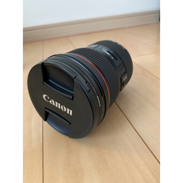 Canon(キヤノン)のCanon EF24-70mm F2.8L II USM フルサイズ対応 スマホ/家電/カメラのカメラ(レンズ(ズーム))の商品写真