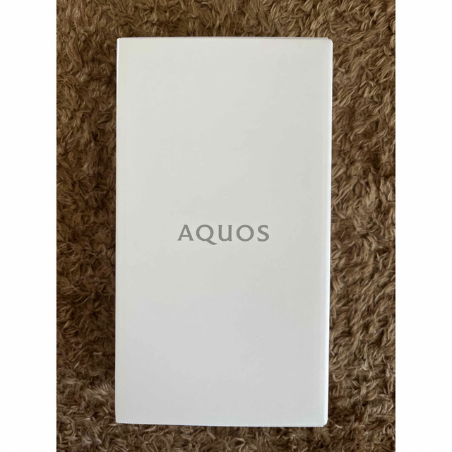 AQUOS sense6s シルバー 64 GB SIMフリー スマホ/家電/カメラのスマートフォン/携帯電話(スマートフォン本体)の商品写真