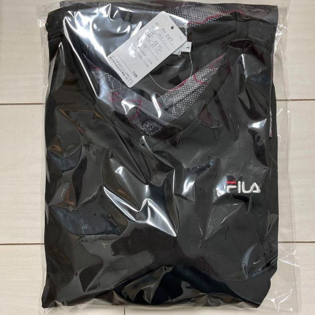 FILA(フィラ)の◆FILA◆ セットアップチュニック　カモフラージュ　L スポーツ/アウトドアのトレーニング/エクササイズ(ヨガ)の商品写真