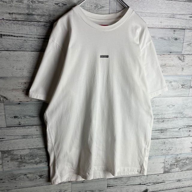 人気Lサイズ】Supreme センタースモールロゴ 半袖 Tシャツ 黒 訳あり