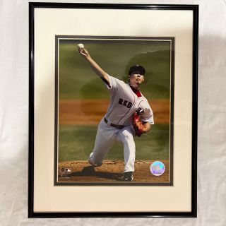 メジャーリーグベースボール(MLB)の美品　MLB公式　レッドソックス　額縁入り写真　レジェンド　松坂大輔(記念品/関連グッズ)