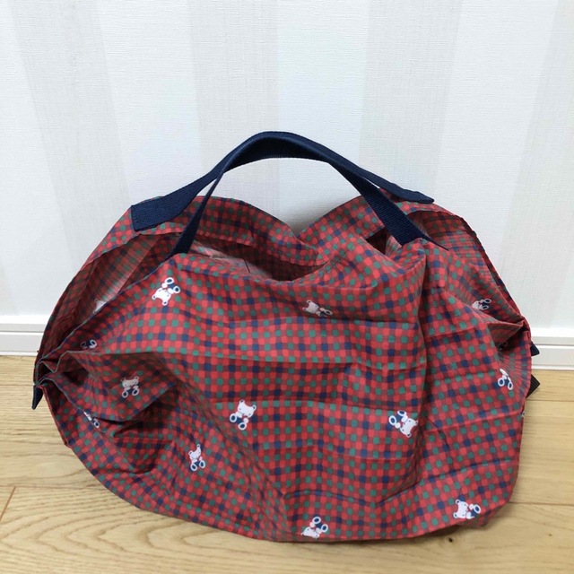 familiar(ファミリア)のfamiliar ファミリア シュパット 赤チェック エコバッグ サブバッグ S レディースのバッグ(エコバッグ)の商品写真