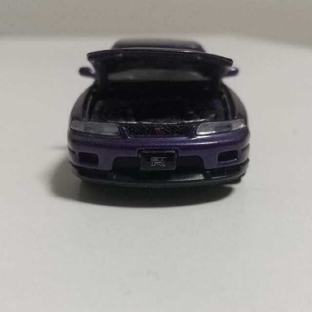 1/64　ニッサン　R33 スカイラインGTR ミニカー エンタメ/ホビーのおもちゃ/ぬいぐるみ(ミニカー)の商品写真