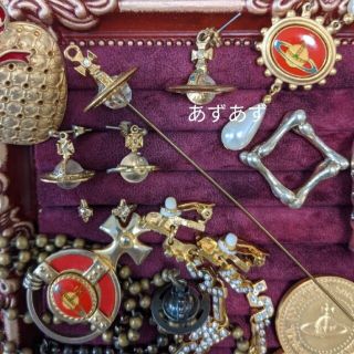 ヴィンテージ】廃盤 ヴィヴィアンフェザー ピンVivienneWestwood-