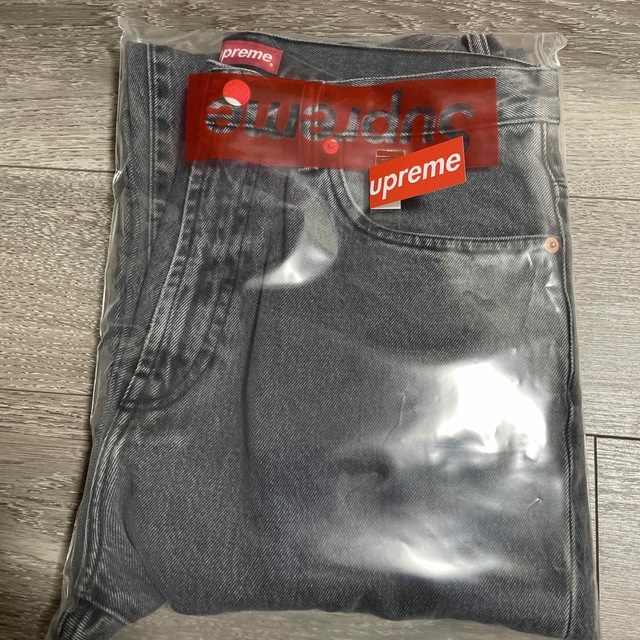 メンズSupreme Baggy Jean "Washed Black"