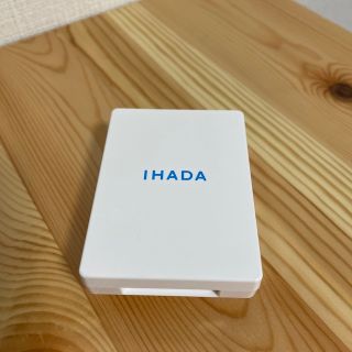 イハダ(IHADA)のイハダ　薬用フェイスプロテクトパウダー(フェイスパウダー)