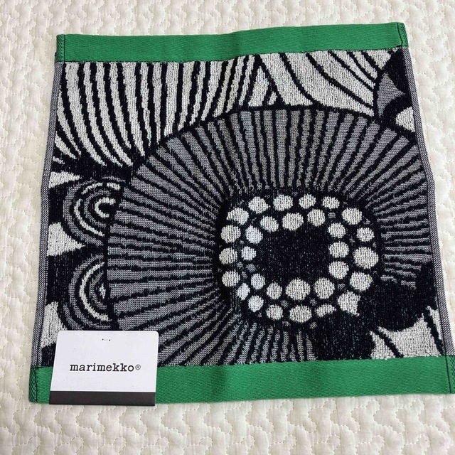 marimekko(マリメッコ)のマリメッコ  marimekko タオル ハンカチ レディースのファッション小物(ハンカチ)の商品写真