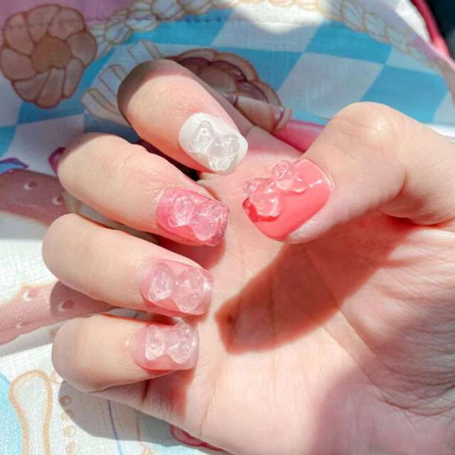 シリコンモールド 【 クマ くま 熊 】 ジェル ネイル パーツ レジン 3Dの通販 by MARCH@コメントなし購入どうぞ♪|ラクマ シリコンモールド クマ 熊 くま ジェル ネイル パーツ レジン 3D シリコン
