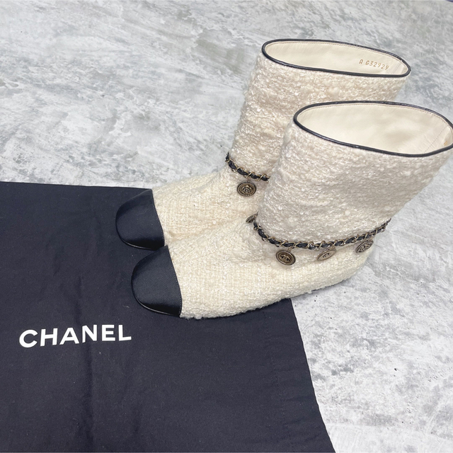 シャネル CHANEL ブーティー