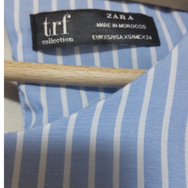 ZARA(ザラ)のオールインワン　ZARA　ストライプ　フリル　XS 美品 レディースのパンツ(オールインワン)の商品写真