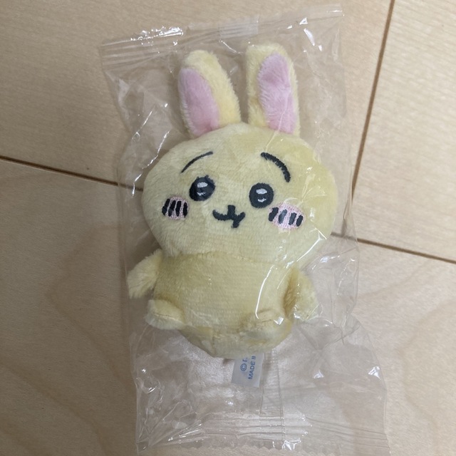 ちいかわ(チイカワ)のちいかわ お座りぬいぐるみ うさぎ エンタメ/ホビーのおもちゃ/ぬいぐるみ(キャラクターグッズ)の商品写真