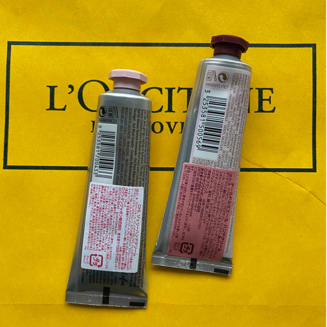 L'OCCITANE(ロクシタン)のロクシタン　ハンドクリーム　30mL  ２個 コスメ/美容のボディケア(ハンドクリーム)の商品写真