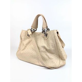 フルラ(Furla)のフルラ オーストリッチ 2wayショルダーバッグ F5242 白系A4 PC収納(ハンドバッグ)