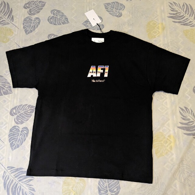 NIKE(ナイキ)の新品 NIKE ナイキ AF1Tシャツ サイズXL メンズのトップス(Tシャツ/カットソー(半袖/袖なし))の商品写真