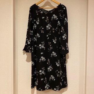 ミッシュマッシュ(MISCH MASCH)の新品タグ付き MISCH MASCH 花柄ワンピース(ひざ丈ワンピース)