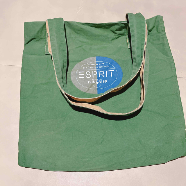 Esprit(エスプリ)のエスプリ　ビッグトートバッグ レディースのバッグ(トートバッグ)の商品写真