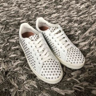 送料無料(沖縄配送) 再値下 ALAIA アライヤ スニーカー | www