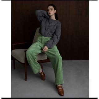 コヒナ(COHINA)のcolor corduroy straight pants（green）(カジュアルパンツ)