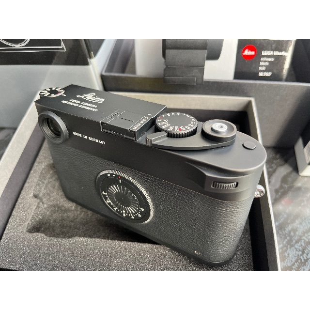 LEICA(ライカ)の【本日中のみ値下げ価格】Leica ライカ M10-D フルセット他 付 スマホ/家電/カメラのカメラ(ミラーレス一眼)の商品写真