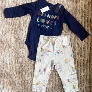 ベビーギャップ(babyGAP)の新品　babygap ロンパース　ズボン　まとめ売り　上下セット　パンツ　70(ロンパース)