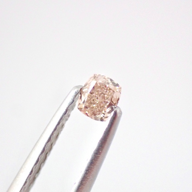 0.132ct ファンシー ピンク ダイヤモンド ルース 裸石 天然 Pink