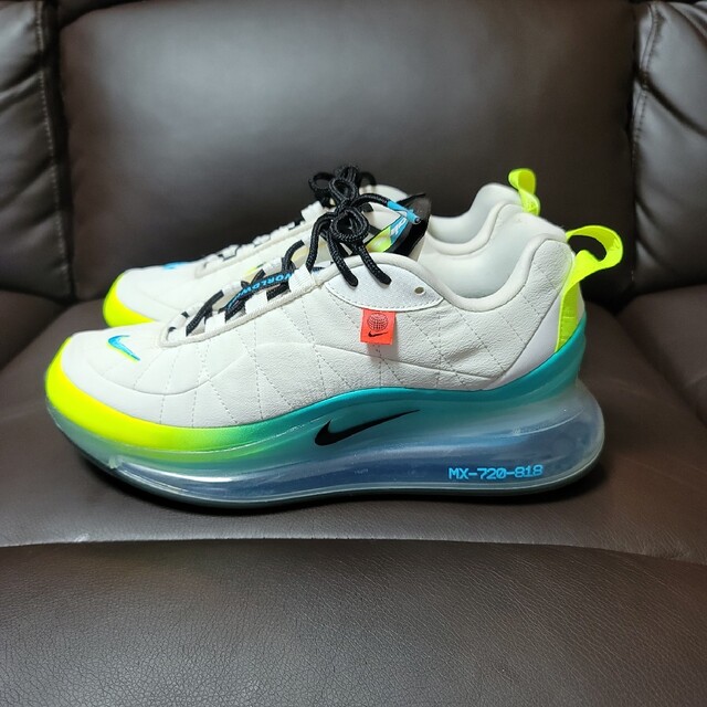 NIKE AIR MAX 720 26cm US8