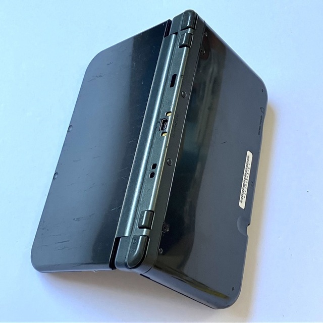 ニンテンドー3DS - NEWニンテンドー3DS LL メタリックブラック 本体
