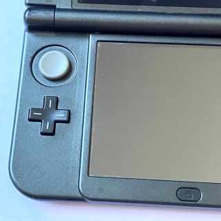 NEWニンテンドー3DS LL メタリックブラック 本体 ソフト10点付き