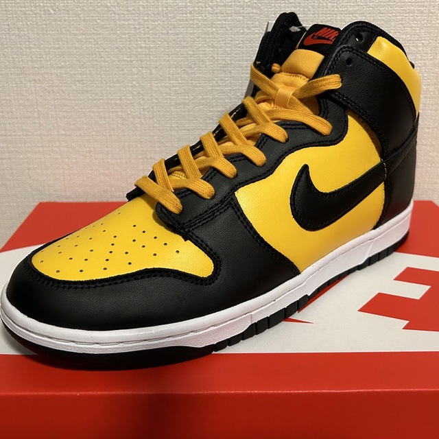 送料無料 NIKE DUNK HI ナイキ ダンク 黒 黄 DD1399 700