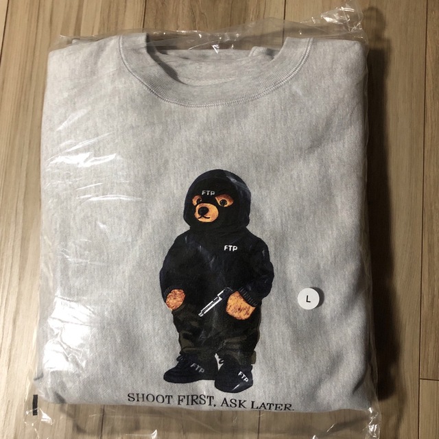 HUF(ハフ)のFTP HOODED BEAR CREWNECK size L メンズのトップス(スウェット)の商品写真