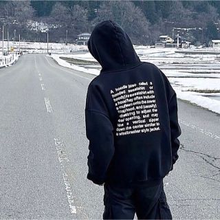 セール価格 VETEMENTS ヴェトモン パーカー オーバーサイズ Mサイズ