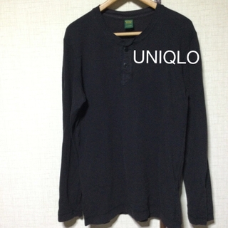 ユニクロ(UNIQLO)の値下げ　UNIQLO メンズ Tシャツ　黒(Tシャツ/カットソー(七分/長袖))