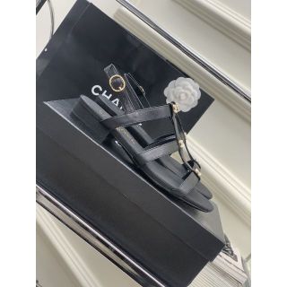 黒 桜古典 ☆大幅値下げ☆【超美品】CHANEL 人気 サンダル ブラック