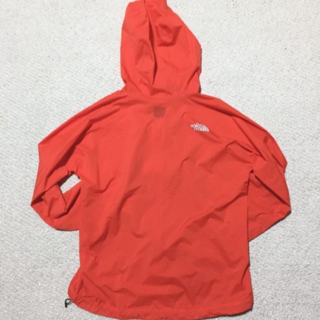 THE NORTH FACE(ザノースフェイス)のノースフェイス トライアンフジャケット/NORTH FACE レインジャケット スポーツ/アウトドアのアウトドア(その他)の商品写真