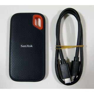 サンディスク(SanDisk)の送料込 SanDisk ポータブルSSD 2TB  SDSSDE60-2T00(PC周辺機器)
