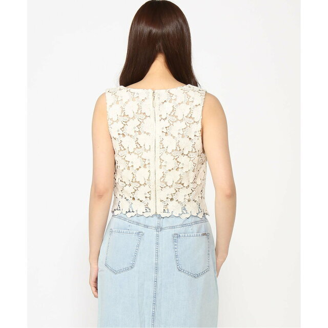 GUESS(ゲス)の【オフホワイト(F62L)】(W)MARCIANO Luca Lace Top レディースのトップス(タンクトップ)の商品写真