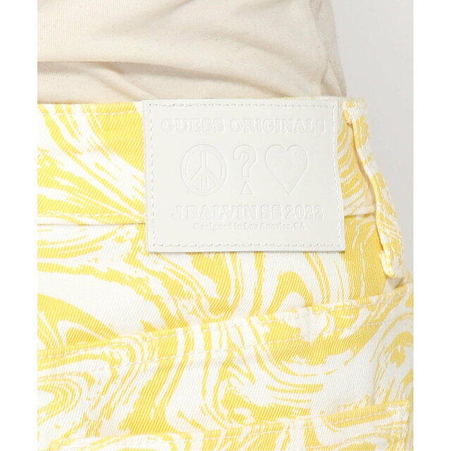 GUESS(ゲス)の【イエロー(F22C)】(W)Go J Balvin Denim Aop Skirt レディースのスカート(ミニスカート)の商品写真