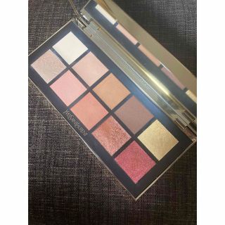 イヴサンローランボーテ(Yves Saint Laurent Beaute)の値下げ！イヴ・サンローランクリスマスコフレ(アイシャドウ)