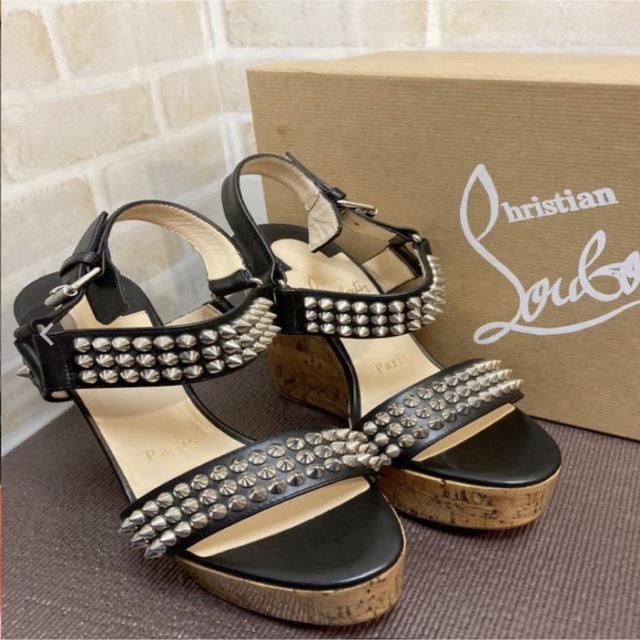 美品Louboutin クリスチャンルブタンウエッジソール スタッズサンダル-