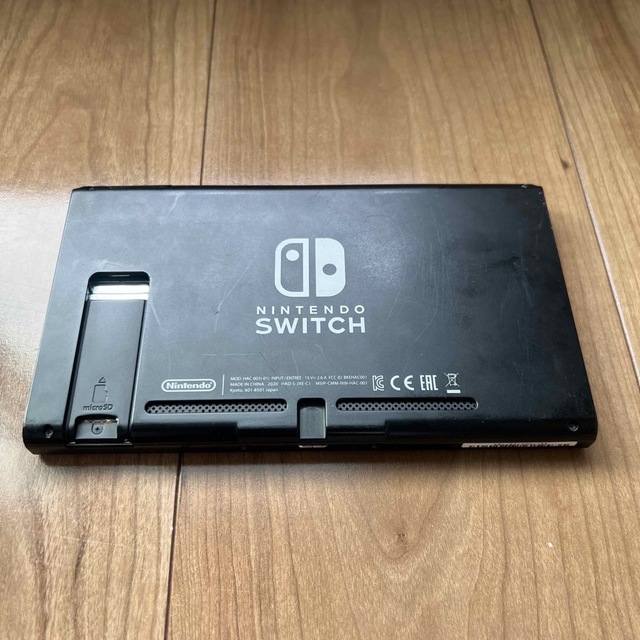 Nintendo Switch JOY-CON(L) ネオンブルー/(R) ネオ エンタメ/ホビーのゲームソフト/ゲーム機本体(家庭用ゲーム機本体)の商品写真