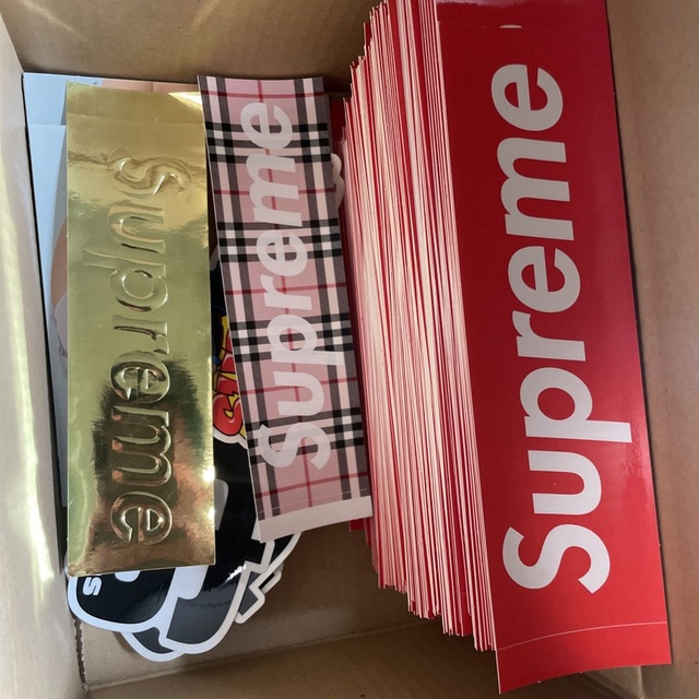 supreme ステッカーセット　400枚+α