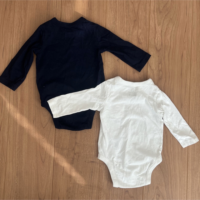 babyGAP(ベビーギャップ)のGAP 綿100%ロンパース 2着セット ホワイト&ネイビー 60 / 3-6M キッズ/ベビー/マタニティのベビー服(~85cm)(ロンパース)の商品写真