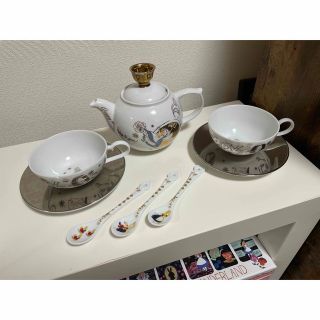 アフタヌーンティーリビング(Afternoon Tea LIVING)の不思議の国のアリス★afternoon tea ティーセット(食器)