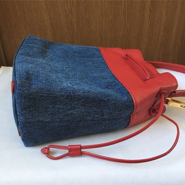 miumiu(ミュウミュウ)の美品 ミュウミュウ 3wayデニムバッグ レディースのバッグ(ショルダーバッグ)の商品写真